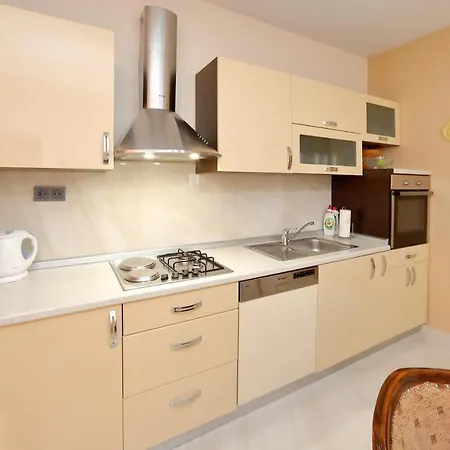 Lucijan Apartment Bibinje