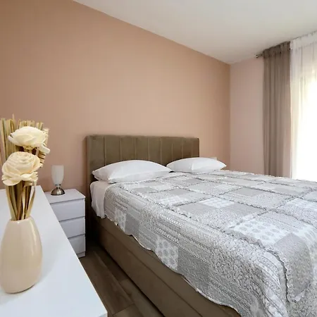 Lucijan Appartement *